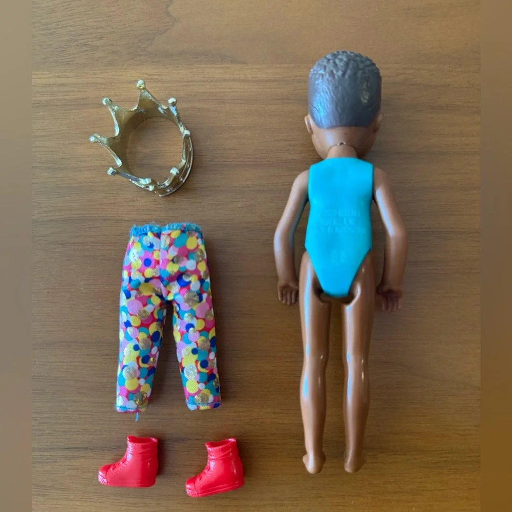 Barbie Chelsea Surprise Party Color Reveal Boy Doll with CROWN SHOES BALLOON